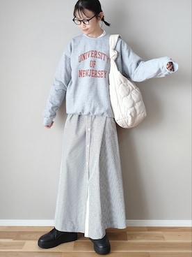 「AS KNOW AS plus（アズノゥアズプラス）のアイテム（スニーカー）」を使った、ｐａｎａさん（レディース・162cm）の秋コーディネート