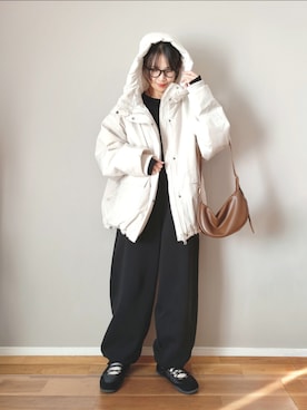 「アイテム（スウェットパンツ）」を使った、ｐａｎａさん（レディース・162cm）の冬コーディネート