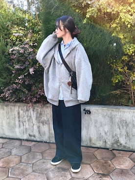 「tiptop（ティップトップ）の【丈が選べる】ダンボールダブルジップパーカー（パーカー、グレー系）」を使った、ｐａｎａさん（レディース・162cm）の冬コーディネート