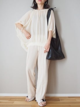 「Birthday room（バースデイルーム）のギャザーシアードルマントップス（シャツ/ブラウス）」を使った、ｐａｎａさん（レディース・162cm）の夏コーディネート