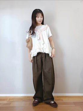 「BONLECILL（ボンルシール）のアイテム（Tシャツ/カットソー、ホワイト系）」を使った、ｐａｎａさん（レディース・162cm）の春コーディネート