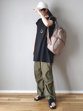 「CORNERS（コーナーズ）のサスペンダー付きカーゴパンツ（カーゴパンツ）」を使った、ｐａｎａさん（レディース・162cm）の夏コーディネート