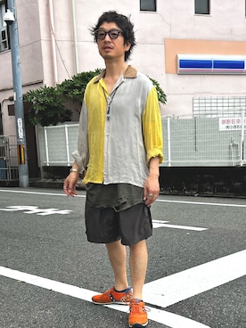 「アイテム（スニーカー、オレンジ系）」を使った、yosukeさん（メンズ・168cm）の夏コーディネート