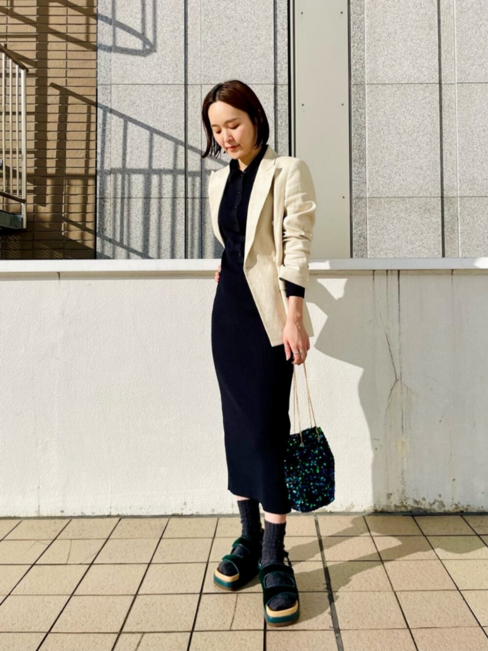 「トレンド」｜「ODETTE E ODILEのベルベットベルクロ サンダル30（サンダル、グリーン系）」を使った、伊藤　オデット エ オディール スタッフさん（レディース・164cm）の春コーディネートの1枚目の写真