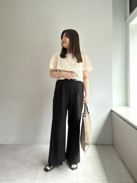 「Omekashi（オメカシ）の刺繍ポンチイージーパンツ（その他パンツ、ブラック系）」を使った、hayata(相互)さん（レディース・164cm）の春コーディネート