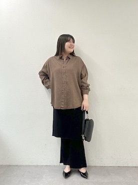 「Omekashi（オメカシ）の刺繍セルロースソフトオーバーシャツ（シャツ/ブラウス、ブラウン系）」を使った、hayata(相互)さん（レディース・164cm）の春コーディネート