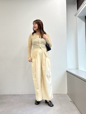 「アイテム（カーゴパンツ、イエロー系）」を使った、hayataさん（レディース・164cm）の夏コーディネート