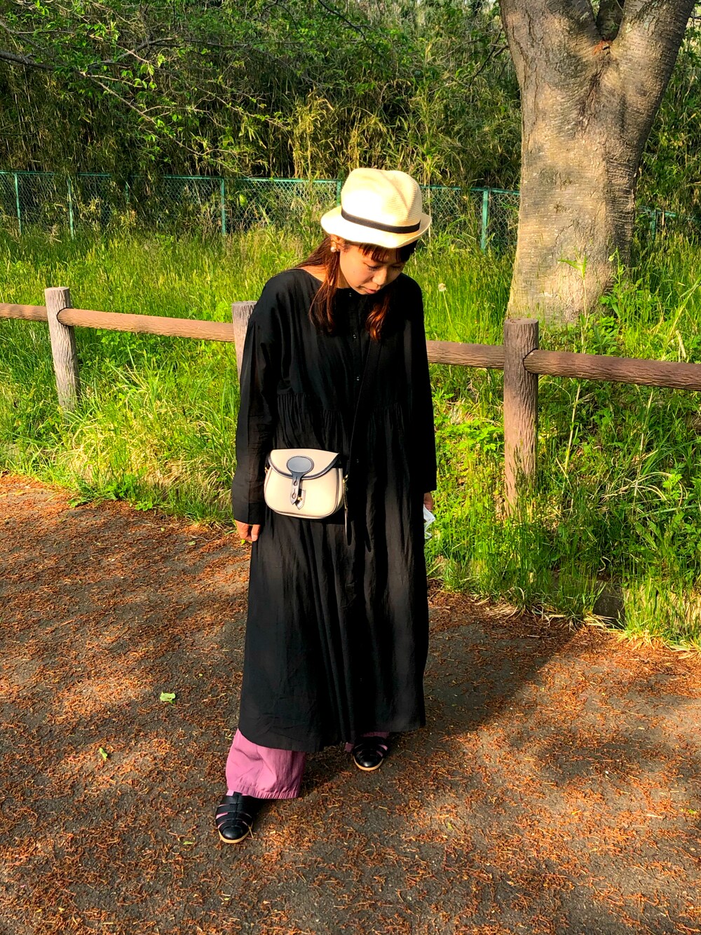 マチュアーハ　麦わら帽子　黒リボン マチュアーハ 麦わら帽子 黒リボン mature haマチュアーハ