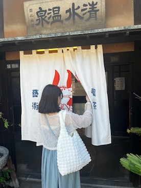 「カフェ巡り」｜「アイテム（ジャケット/アウター）」を使った、misakiさん（レディース・150cm）の秋コーディネート