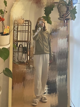 「アイテム（ジャージ）」を使った、あおさん（レディース・157cm）の秋コーディネート