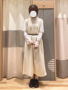 「Samansa Mos2 blue」｜「アイテム（ジャンパースカート）」を使った、ayanoさん（レディース・162cm）の春コーディネート