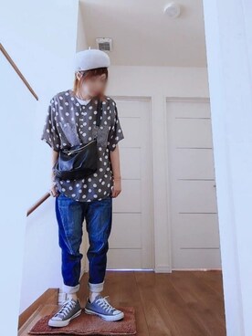 「BLUE BLUE（ブルーブルー）のアイテム（パンツ）」を使った、manami💞さん（レディース・165cm）の夏コーディネート