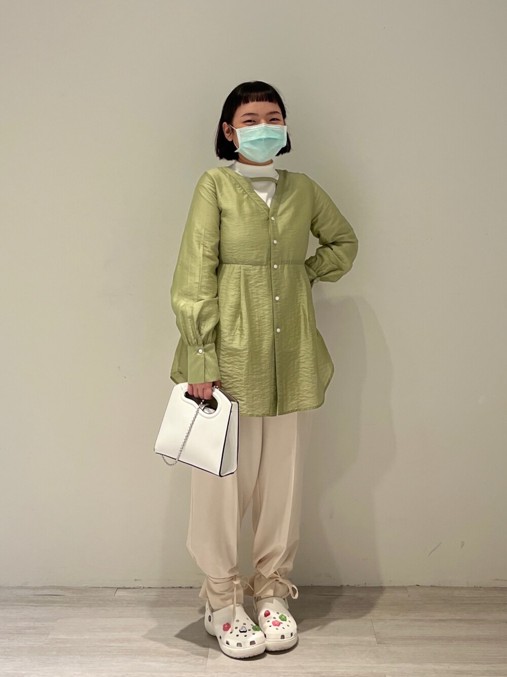 BEAMS - レイビームス　バックVネックウエストリボンブラウス 楽天市場】【SALE／60%OFF】Ray BEAMS / バック Vネック