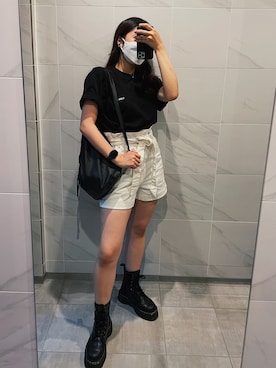 「1LDK（ワンエルディーケー）のアイテム（Tシャツ/カットソー）」を使った、Momokaさん（レディース・159cm）の夏コーディネート