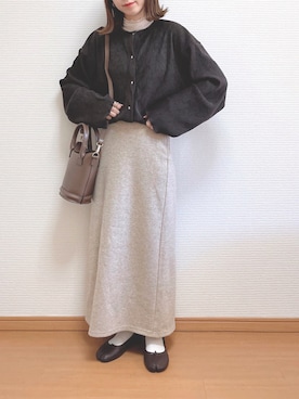 「JUNOAH（ジュノア）のシアーウェーブカットソー（Tシャツ/カットソー）」を使った、なこさん（レディース・163cm）の冬コーディネート