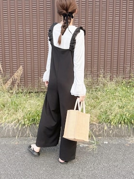 「アイテム（サロペット/オーバーオール）」を使った、なこさん（レディース・163cm）の秋コーディネート