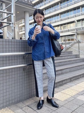 「ダンガリーシャツ」｜「アイテム（バッグ）」を使った、ear_yamadaさん（レディース・159cm）の春コーディネート