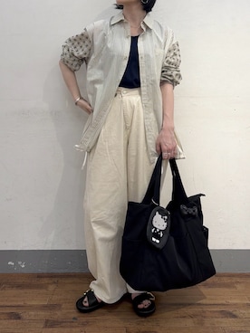 「ear PAPILLONNER（イアパピヨネ）の【HELLO KITTY（ハローキティ）×ear】樹脂パーツトートバッグLサイズ（トートバッグ、ブラック系）」を使った、ear_yamadaさん（レディース・159cm）の春コーディネート