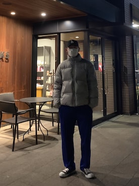 「大学生コーデ」｜「アイテム（ダウンジャケット/コート）」を使った、Ryuto🕶さん（メンズ・178cm）の冬コーディネート