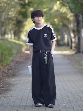 「adidas（アディダス）のアイテム（トップス）」を使った、れおさん（メンズ・160cm）の春コーディネート