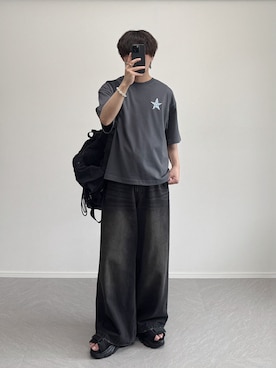 「ROCHEM（ローシェン）のルーズシルエットスターロゴ刺繍Tシャツ（Tシャツ/カットソー、グレー系）」を使った、れおさん（メンズ・160cm）の夏コーディネート