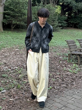 「Clarks（クラークス）のアイテム（シューズ）」を使った、れおさん（メンズ・160cm）の秋コーディネート