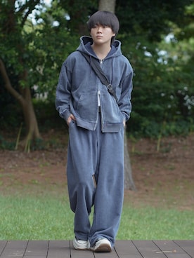 「アイテム（スウェットパンツ）」を使った、れおさん（メンズ・160cm）の秋コーディネート