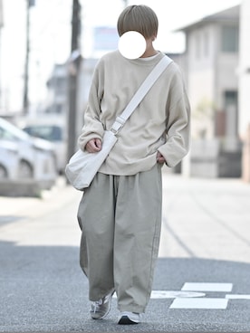 「バルーンパンツ」｜「アイテム（ショルダーバッグ）」を使った、れおさん（メンズ・161cm）の春コーディネート