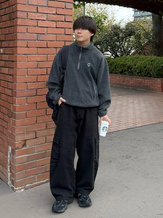 「ROCHEM（ローシェン）のワンポイントロゴ刺繍フリースハーフジップスウェット（スウェット）」を使った、れおさん（メンズ・160cm）の秋コーディネート