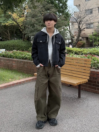 「ROCHEM(ローシェン)のショート丈ワッフルダブルジップパーカー(パーカー)」を使った、れおさん(メンズ・160cm)の秋コーディネート