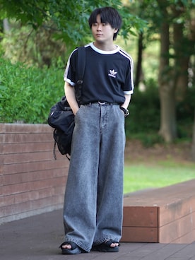 「adidas（アディダス）のアディカラー クラシックス スリーストライプス Tシャツ / アディダスオリジナルス adidas Originals（Tシャツ/カットソー）」を使った、れおさん（メンズ・160cm）の夏コーディネート