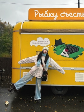 「DIESEL（ディーゼル）のアイテム（ショルダーバッグ）」を使った、Ingridさん（レディース・160cm）の秋コーディネート