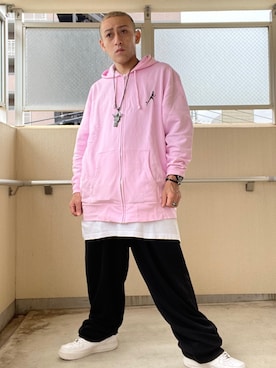 「オールドスクール」｜「アイテム（スウェットパンツ）」を使った、龍一 (The Loveless)®︎さん（メンズ・168cm）の秋コーディネート