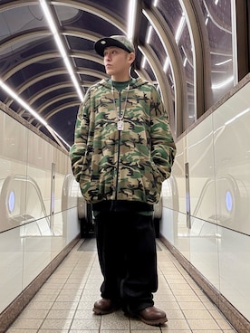 「アイテム（デニムパンツ）」を使った、龍一 (The Loveless)®︎さん（メンズ・168cm）の秋コーディネート