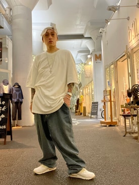 「Vネック」｜「アイテム（財布/小物）」を使った、龍一 (The Loveless)®︎さん（メンズ・168cm）の夏コーディネート
