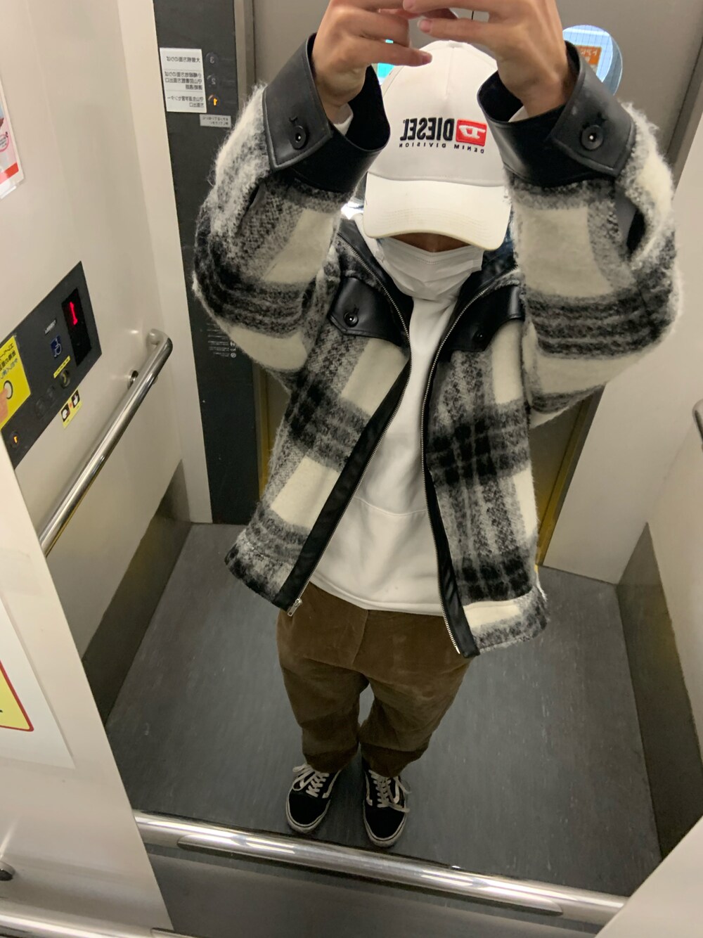 「Diesel、SEVENDAYS＝SUNDAY、ANDGEEBEE、ciaopanic、VANS、いいね、save、フォローお願いします🤑、フォロー返します、低身長」｜「DIESELのアイテム（キャップ、ホワイト系）」を使った、Yuto_kgインスタフォローお願い！さん（メンズ・160cm）の冬コーディネートの1枚目の写真