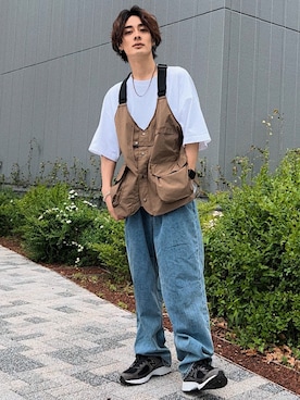「re_k by JUNRED（レクバイジュンレッド）のアイテム（デニムパンツ）」を使った、冨田 幸大さん（メンズ・171cm）の春コーディネート