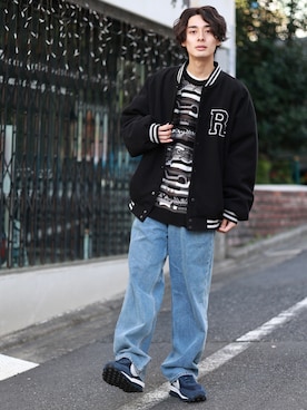 「re_k by JUNRED（レクバイジュンレッド）のアイテム（スタジャン）」を使った、冨田 幸大さん（メンズ・171cm）の冬コーディネート
