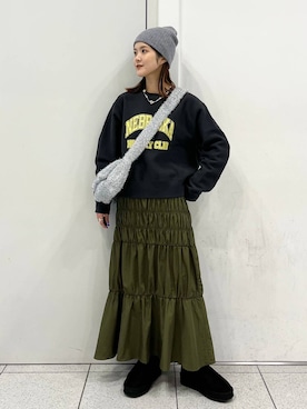 「アイテム（ニットキャップ/ビーニー、グレー系）」を使った、aoさん（レディース・158cm）の冬コーディネート