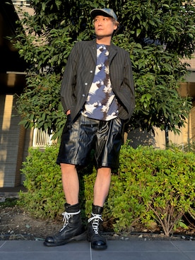 「PRADA（プラダ）のアイテム」を使った、まっちゃんさん（メンズ・183cm）の秋コーディネート