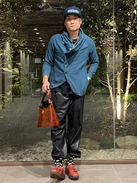 「アイテム（デジタル腕時計）」を使った、まっちゃんさん（メンズ・183cm）の秋コーディネート