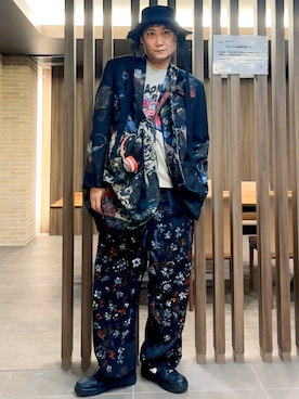 「アイテム（ヘッドフォン/イヤホン）」を使った、まっちゃんさん（メンズ・183cm）の秋コーディネート