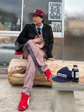 「アイテム（メッセンジャーバッグ）」を使った、まっちゃんさん（メンズ・183cm・40代）の秋コーディネート