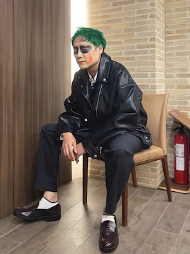 「アイテム（ライダースジャケット）」を使った、まっちゃんさん（メンズ・183cm）の秋コーディネート