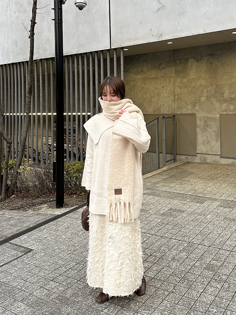 お気に入り登録1万人/好評価レビュー】フリンジマフラーを使った