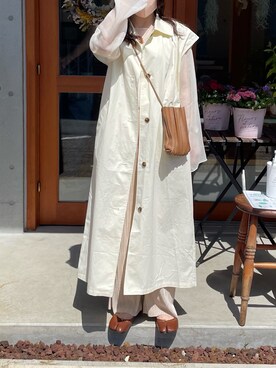 「オールホワイト」｜「アイテム（トレンチコート）」を使った、sayaさん（レディース・156cm）の春コーディネート