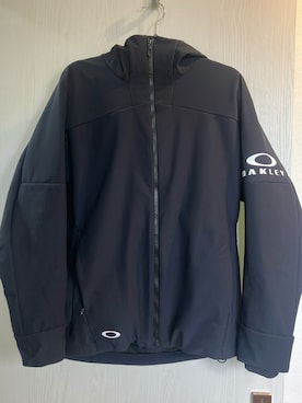 「OAKLEY（オークリー）のアイテム」を使った、ちゅこんさん（メンズ・166cm）の冬コーディネート