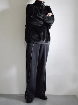 「DRIES VAN NOTEN（ドリスヴァンノッテン）のアイテム（スウェットパンツ）」を使った、TUKIさん（メンズ・175cm）の冬コーディネート