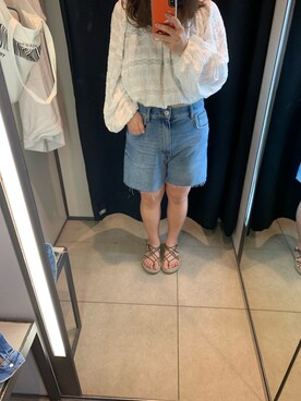 Samantha I. Leeさんのコーディネート