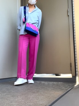 「アイテム（スラックス、ピンク系）」を使った、BOWさん（レディース・169cm）の春コーディネート